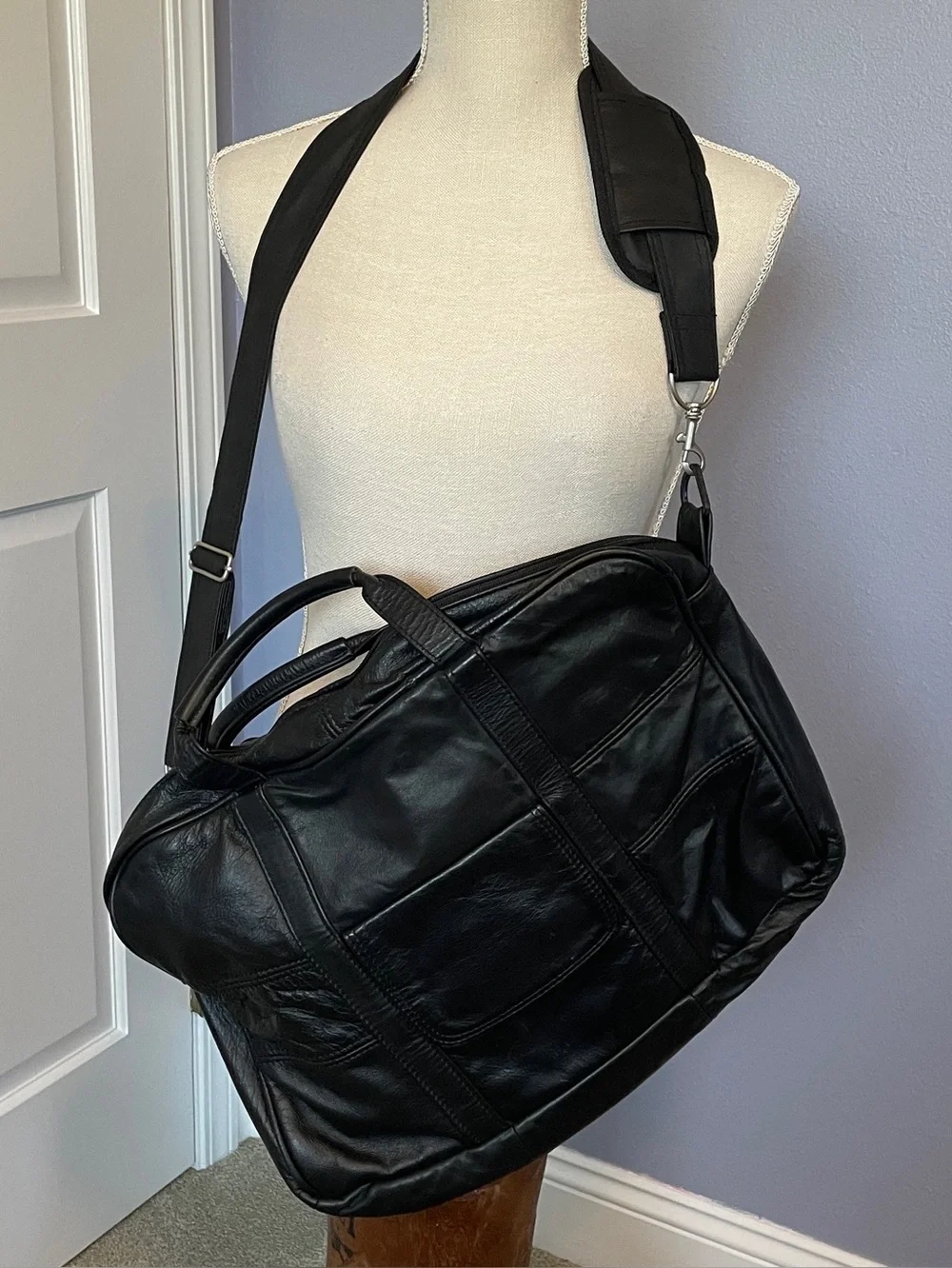 Black Leather Briefcase/Messenger Bag 12